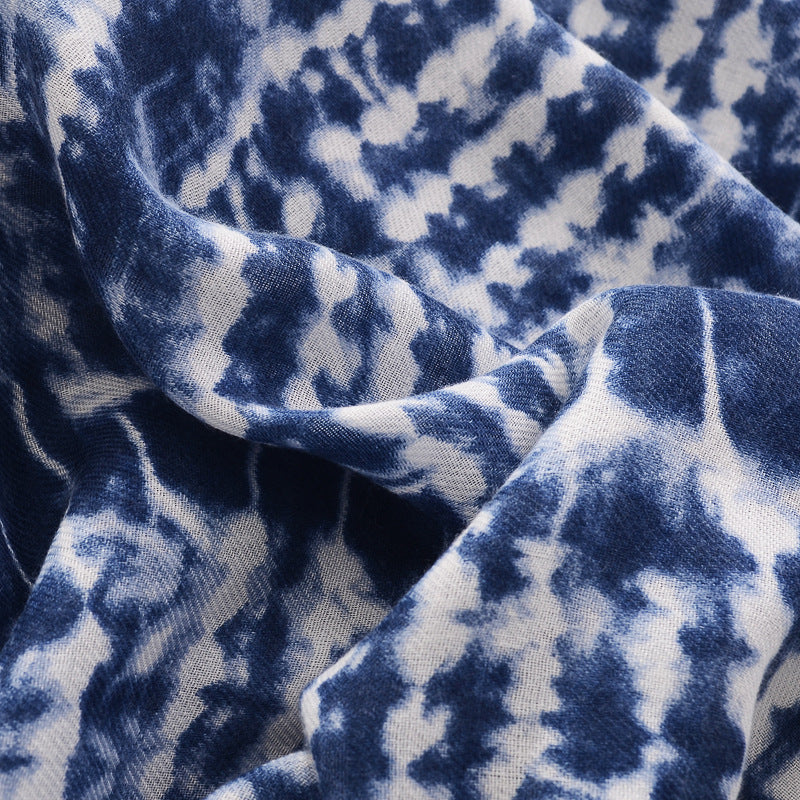 Blue And White Tie-dyed Cotton And Linen Feel Scarf