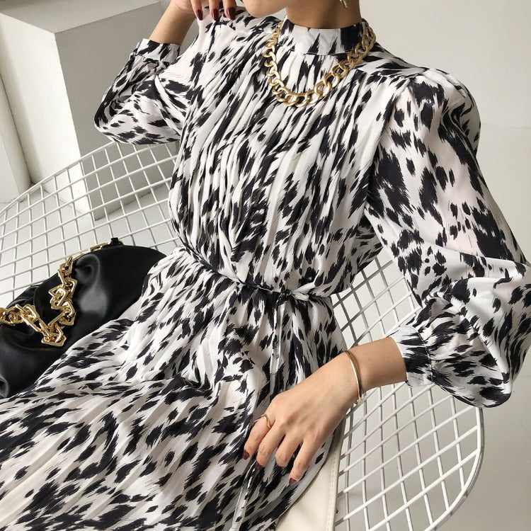 Fashionable Temperament Waist Reducing Age Printing Round Neck Long Sleeve Dress